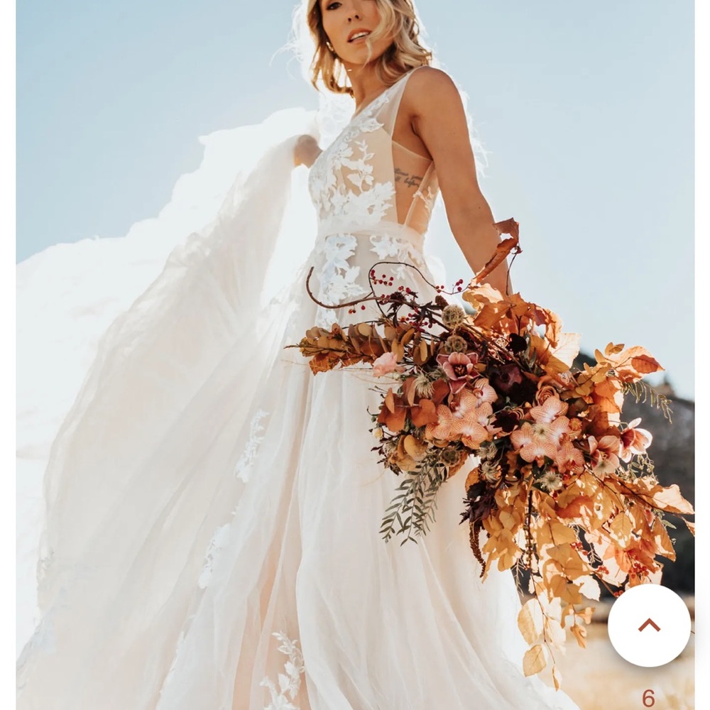 Vowd Ravishing Wedding Dress